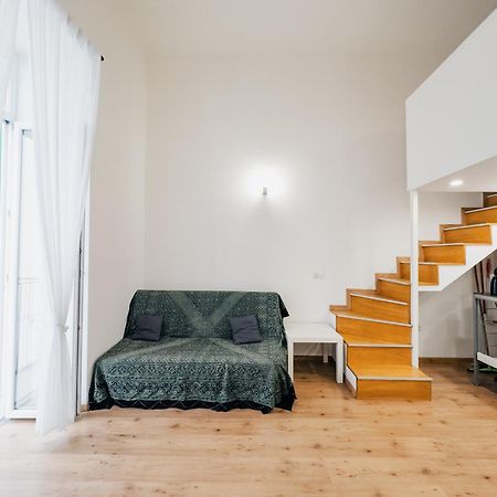 مبيت وإفطار نابولي Ale & Tizy House المظهر الخارجي الصورة