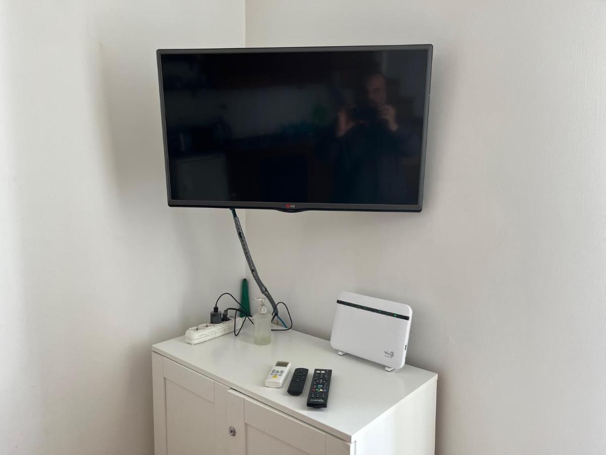 مبيت وإفطار نابولي Ale & Tizy House المظهر الخارجي الصورة
