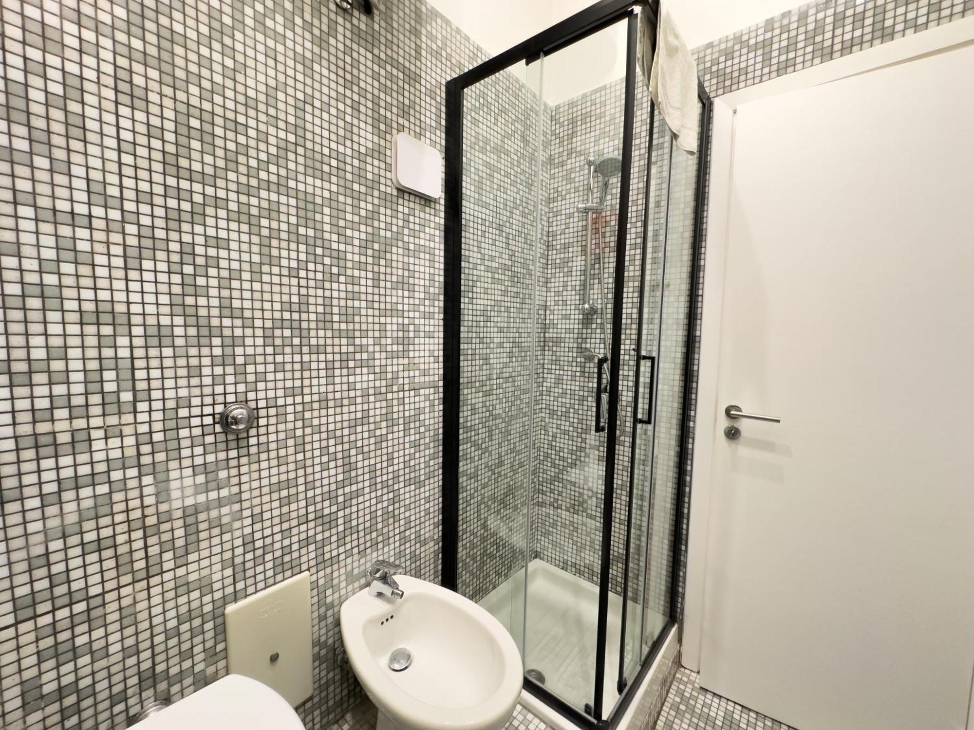 مبيت وإفطار نابولي Ale & Tizy House المظهر الخارجي الصورة