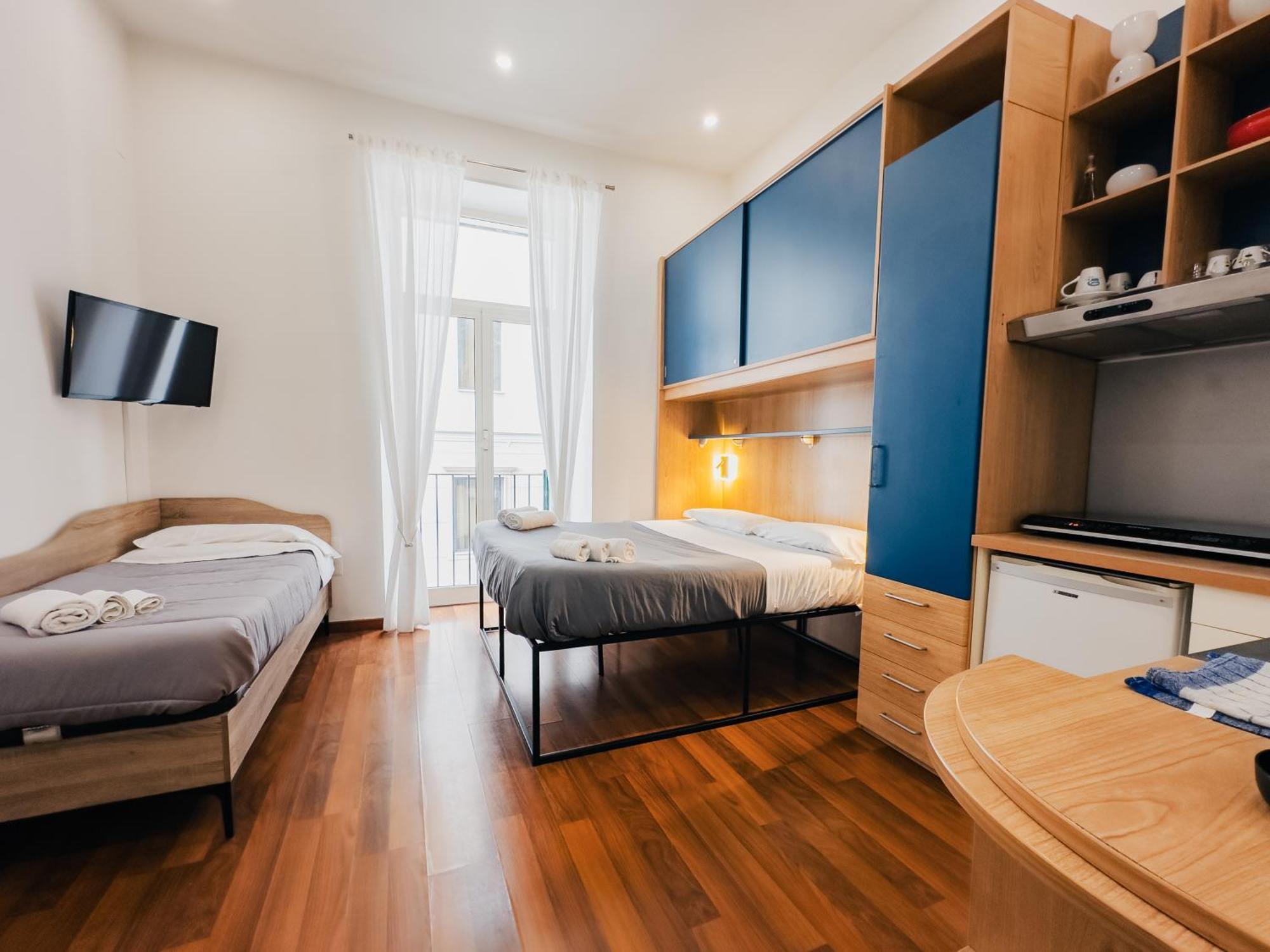 مبيت وإفطار نابولي Ale & Tizy House المظهر الخارجي الصورة
