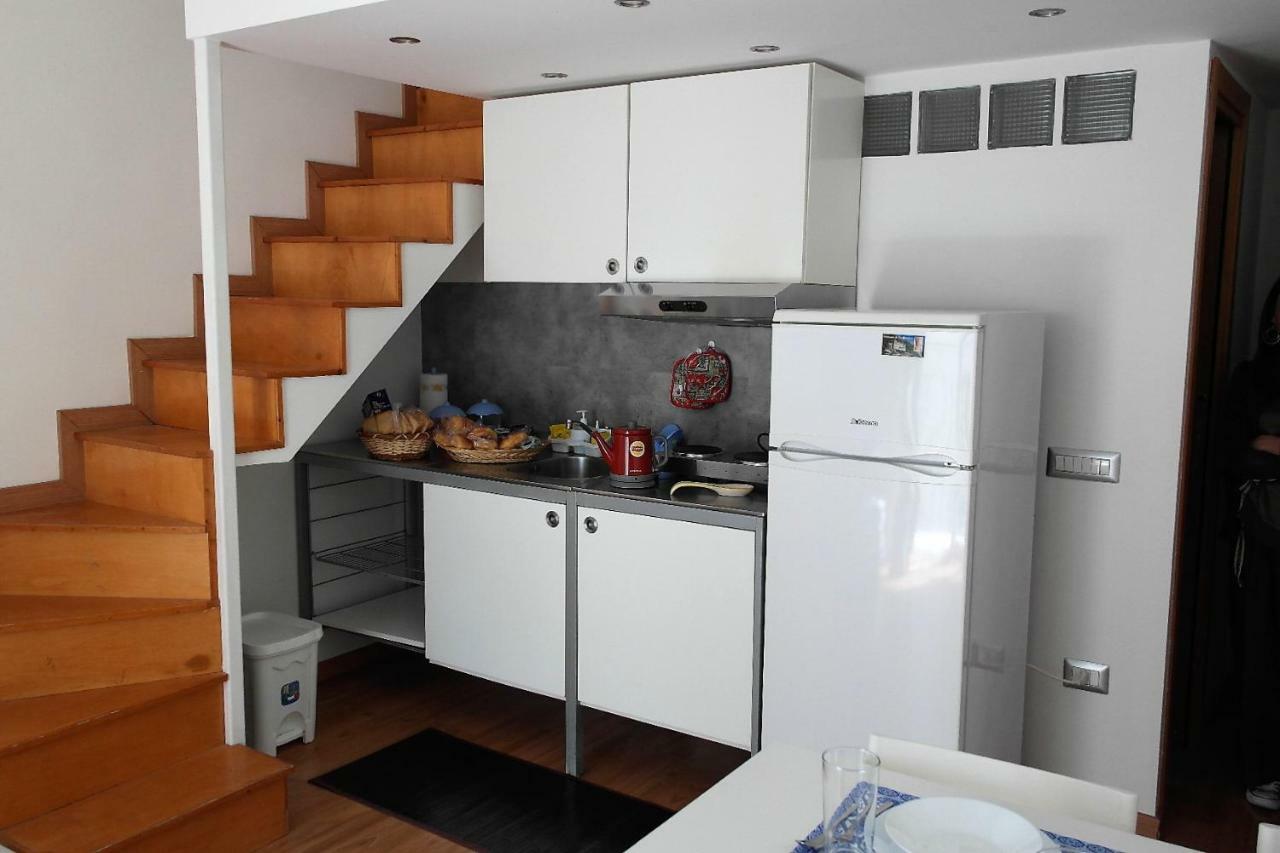 مبيت وإفطار نابولي Ale & Tizy House المظهر الخارجي الصورة